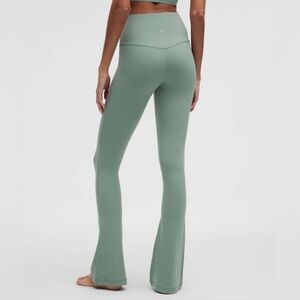 Lululemon Align High-Rise Mini-Flare Pant *Regular size 4
